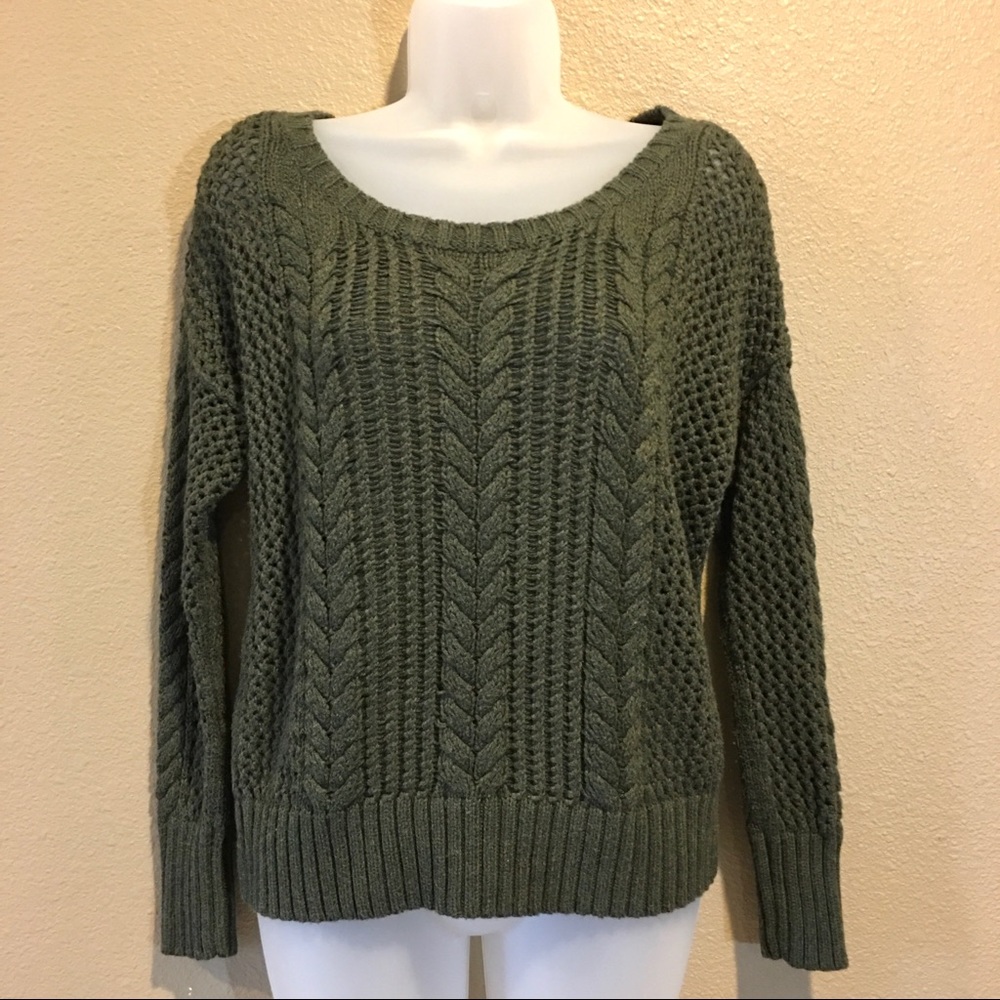 American Eagle Olive Green Knit Sweater Size Small